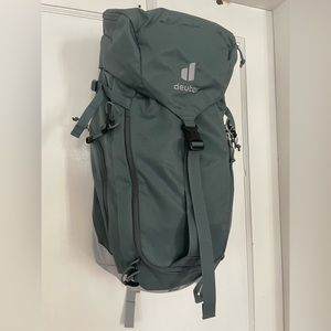 Deuter Trail 22 SL Women’s Hiking Backpack Teal-Tin